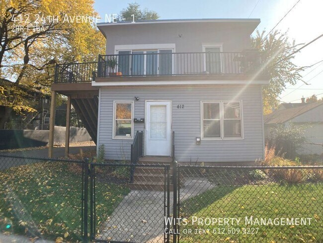 Foto del edificio - 412 24th Ave NE