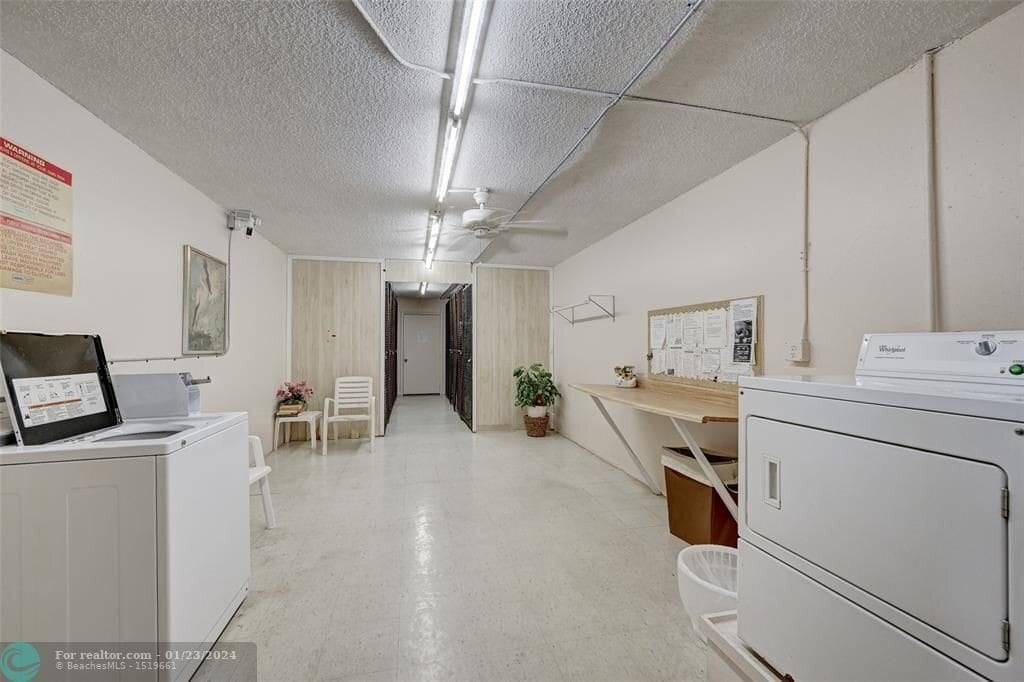 Photo - 4401 Martinique Ct-