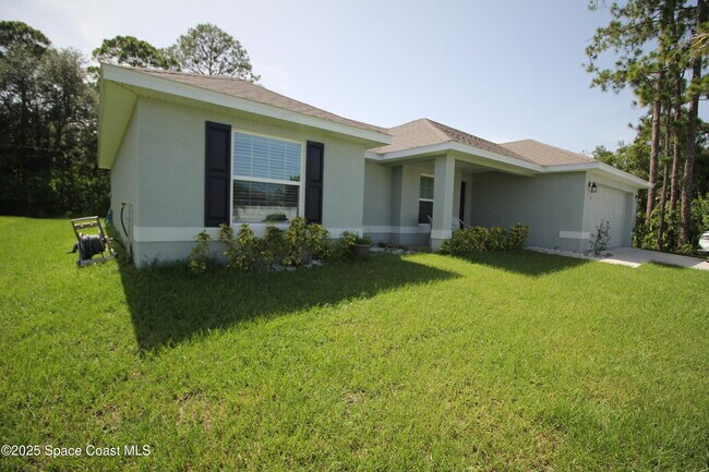 Foto del edificio - 338 Garvey Dr SW