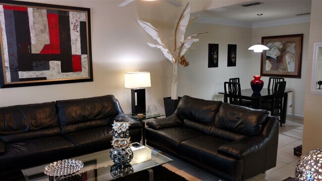 Foto del edificio - 2477 Emerald Ridge Loop