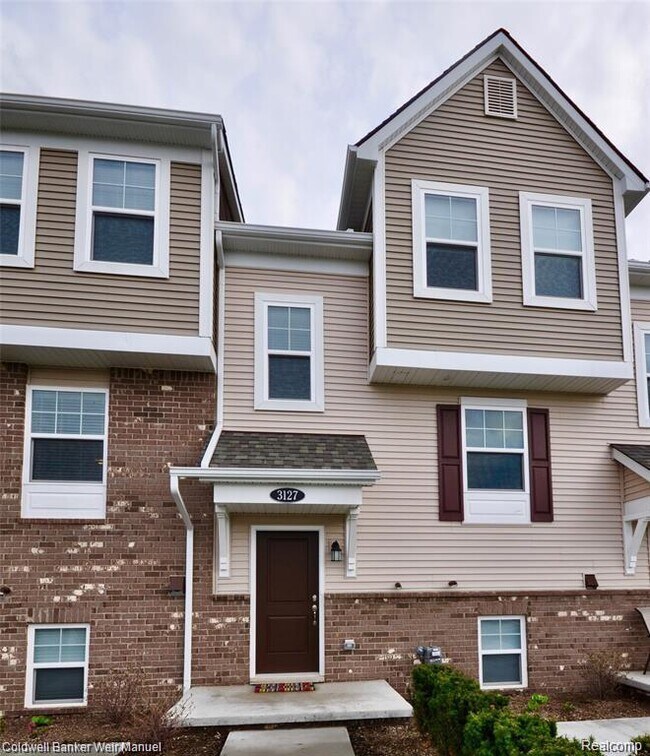 Foto del edificio - 3127 Chambers W