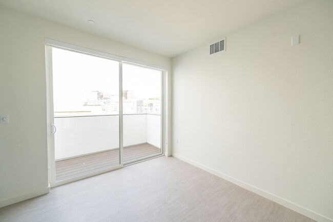 Photo - Secure Your Dream Home at RUMI – Fully Furnished Units with Stunning Views!