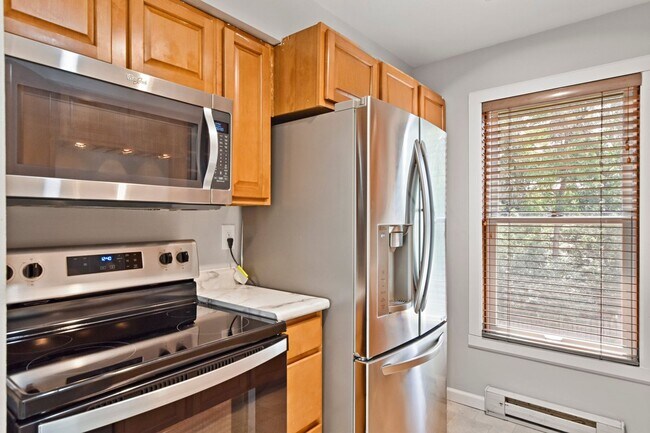 Foto del edificio - 6788 Park Ridge Dr