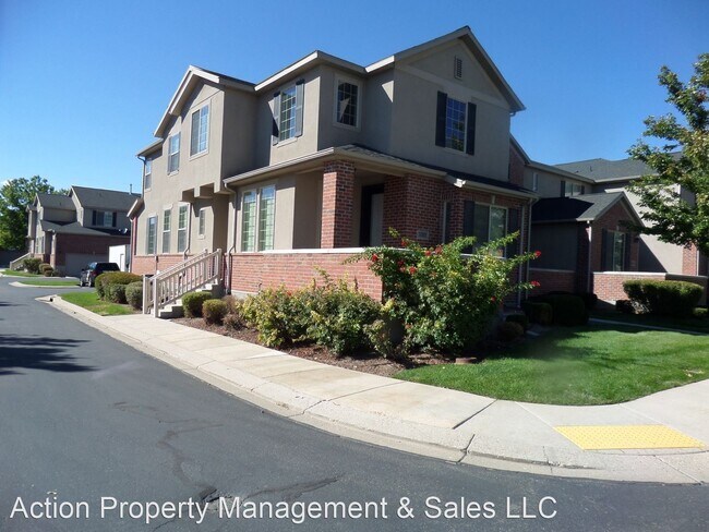 Foto del edificio - 3 br, 2.5 bath House - 3301 North 100 West