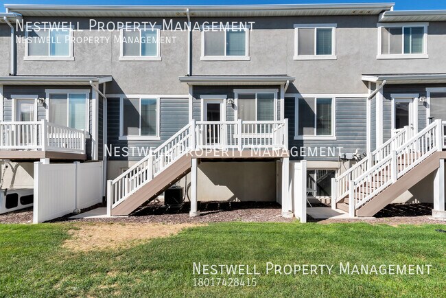 Foto del edificio - 4 Bed townhome at The Exchange in Lehi