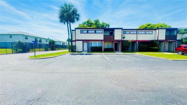 Building Photo - 4016 Woodfern Dr