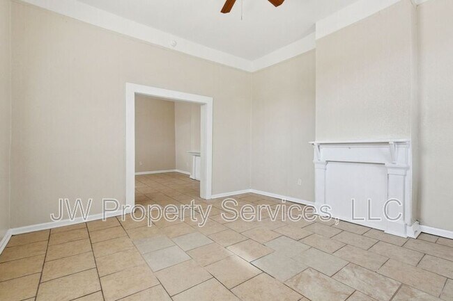 Foto del edificio - 2400 Dumaine St