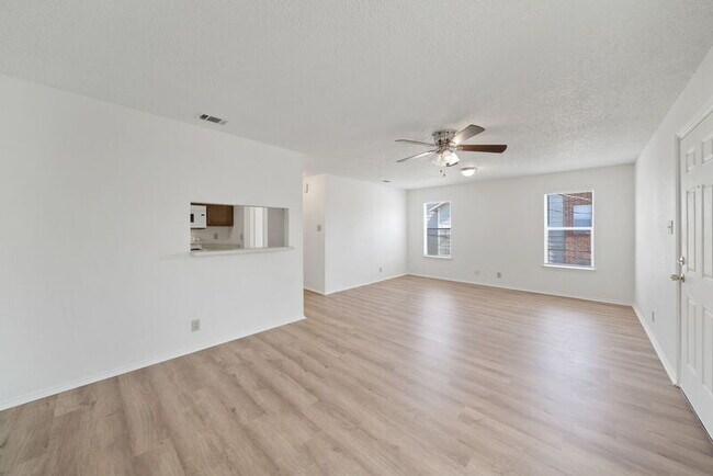 Building Photo - 3611 Bremen Rd