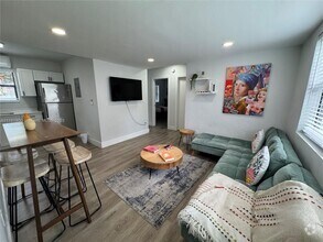 Building Photo - 584 NW 30th St