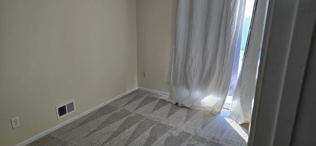 Building Photo - Charming 3-Bedroom+Bonus Room Home for Rent