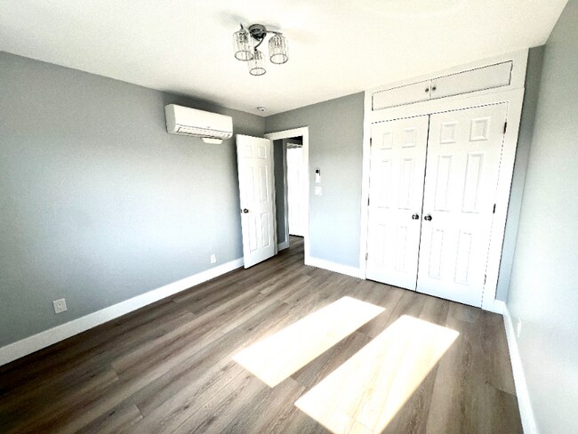 Foto del edificio - 61-60 69th Ln