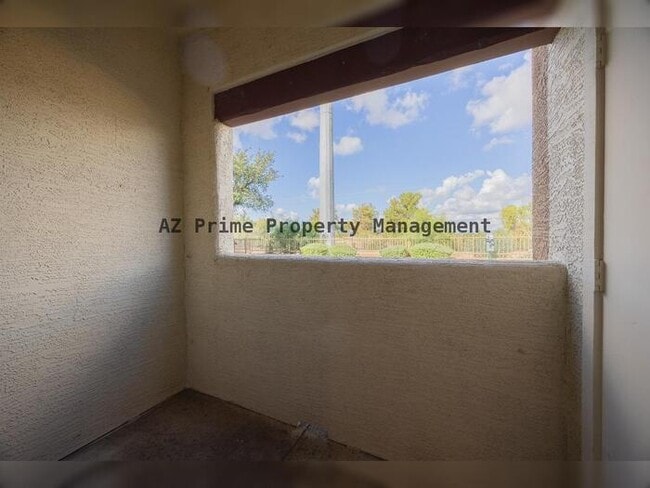 Foto del edificio - 3434 E Baseline Rd