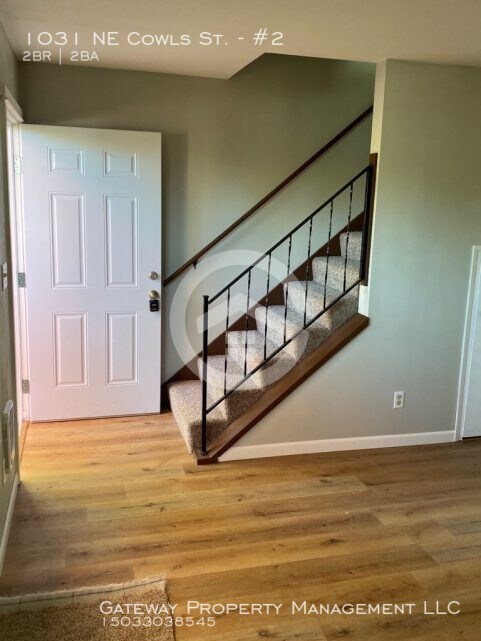 Foto del edificio - 1031 NE Cowls St. Unit #2