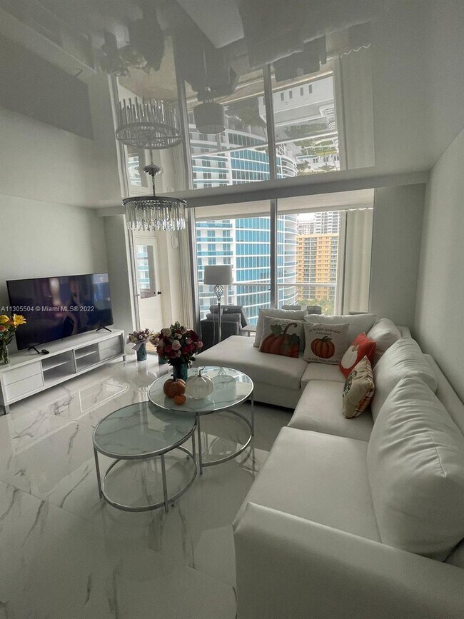 Building Photo - 2751 S Ocean Dr