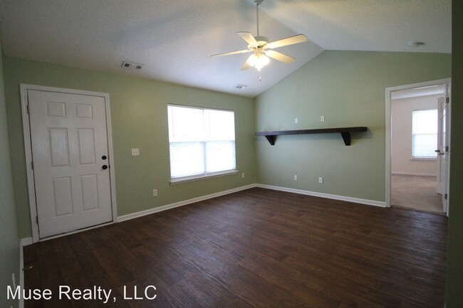 Foto del edificio - 3 br, 2 bath House - 1944 Bristol Parkway