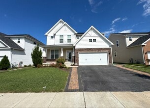 Building Photo - 2112 Nottoway Dr
