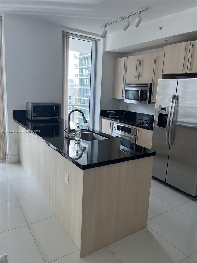 Foto del edificio - 1111 SW 1st Ave