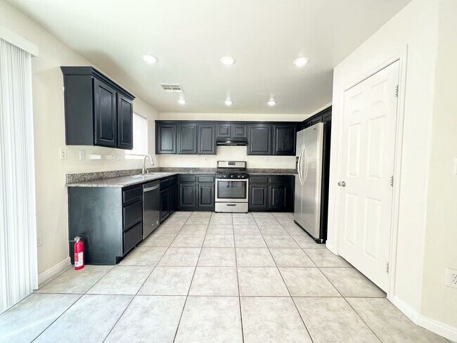 Foto del edificio - Nice two-story single-family property