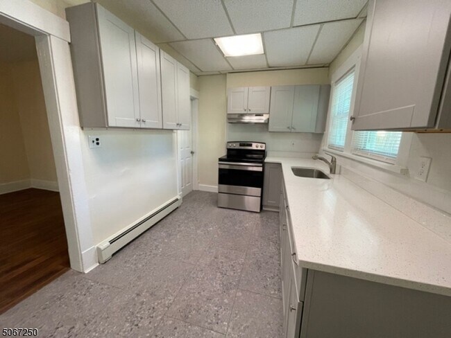 Building Photo - 86 Rockaway Ave