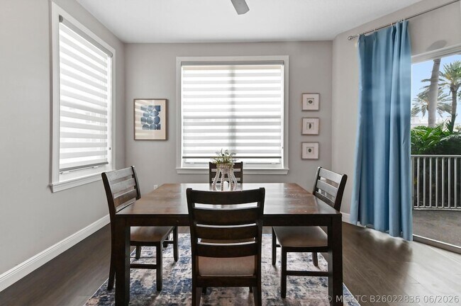 Foto del edificio - 804 E Windward Way