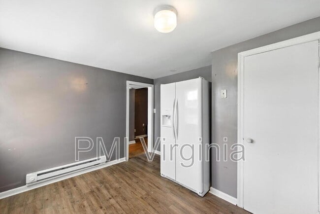 Building Photo - 3400 Verdun Ave