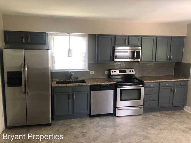 Building Photo - 2 br, 1 bath House - 250 Timmons St