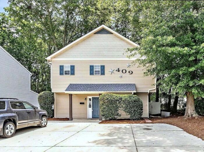 Foto principal - 409 Cherry St