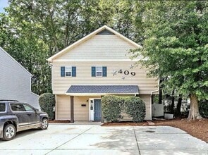 Building Photo - 409 Cherry St