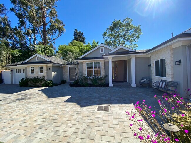 Front of home entry through private gate and long driveway to your property - 434 Knoll Dr