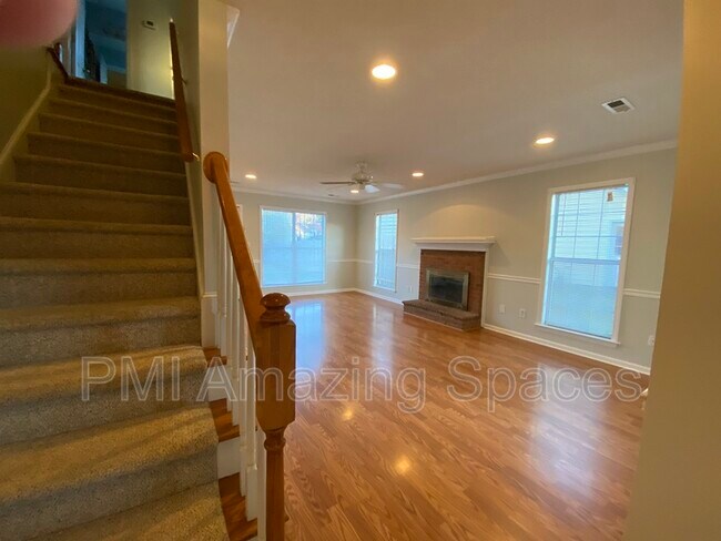 Building Photo - 3316 Hard Rock Ct