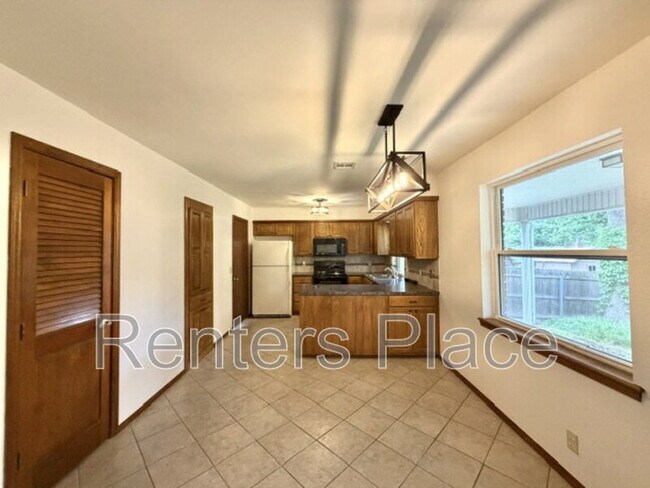 Foto del edificio - 319 W 33rd St