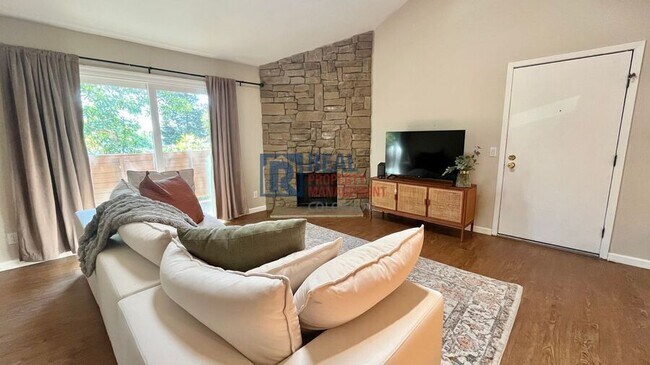 Foto del edificio - 3275 S Ammons St