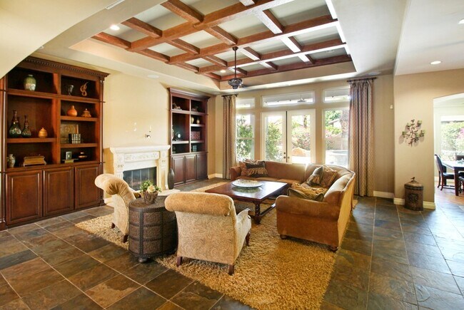 Building Photo - 81075 Giacomo Way