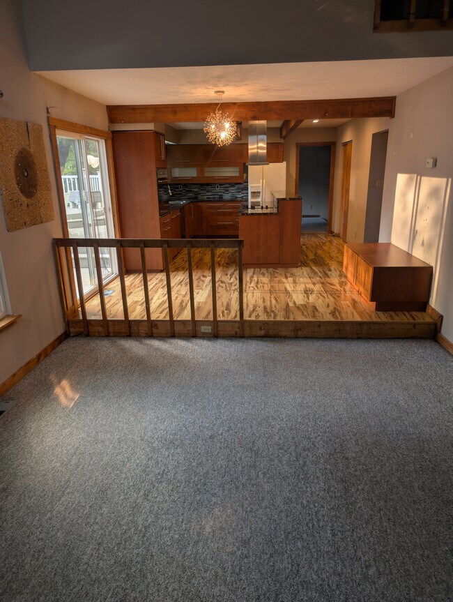 sala de estar - 7915 Glendale Milford Rd