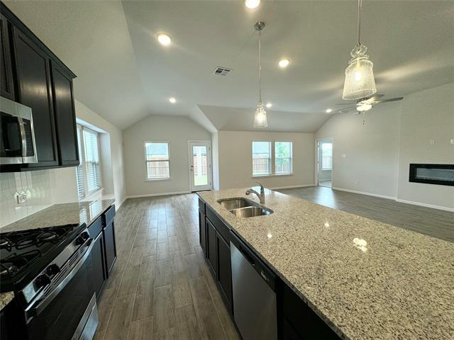 Building Photo - 1424 Avalon Ct