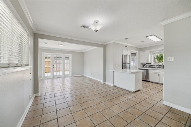 Foto del edificio - 4118 Gardendale Dr
