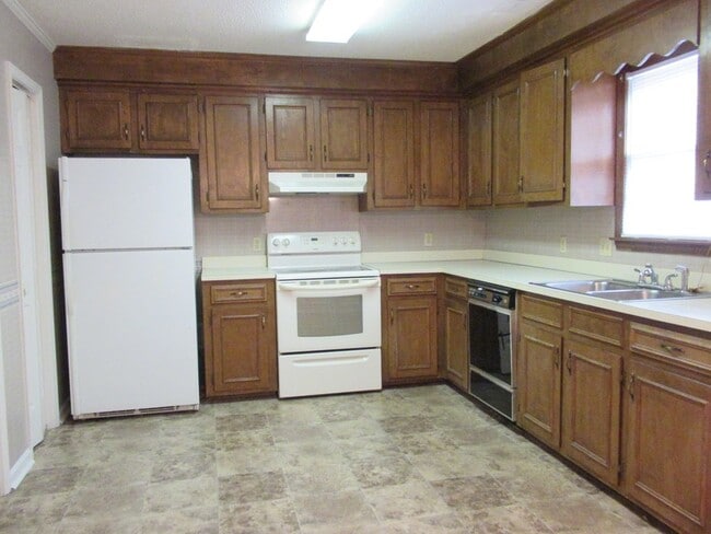 Building Photo - 40 Hackberry Ct