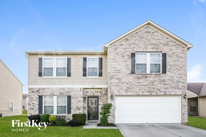 Foto principal - 6262 Looking Glass Ln