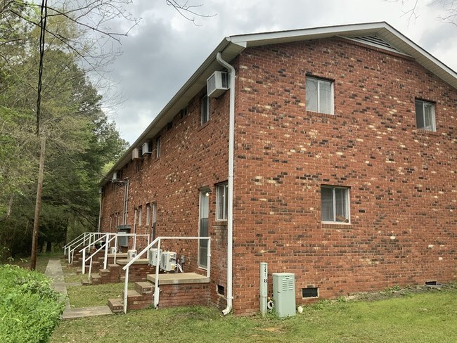 Foto del edificio - 1212 Chesterfield Ave