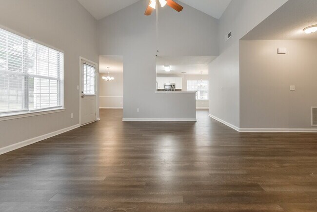 Foto del edificio - 15 Cory Ct