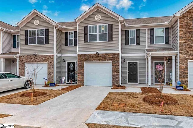 Building Photo - 216 Southridge Ct