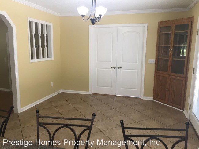 Building Photo - 3 br, 2 bath House - 2239 Campground Rd