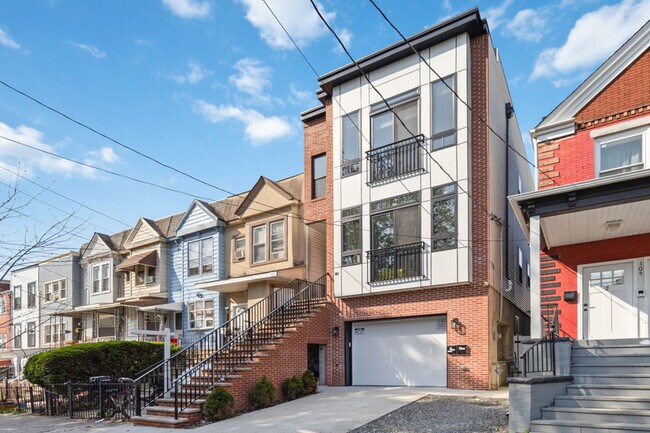 Foto del edificio - 103 Orient Ave