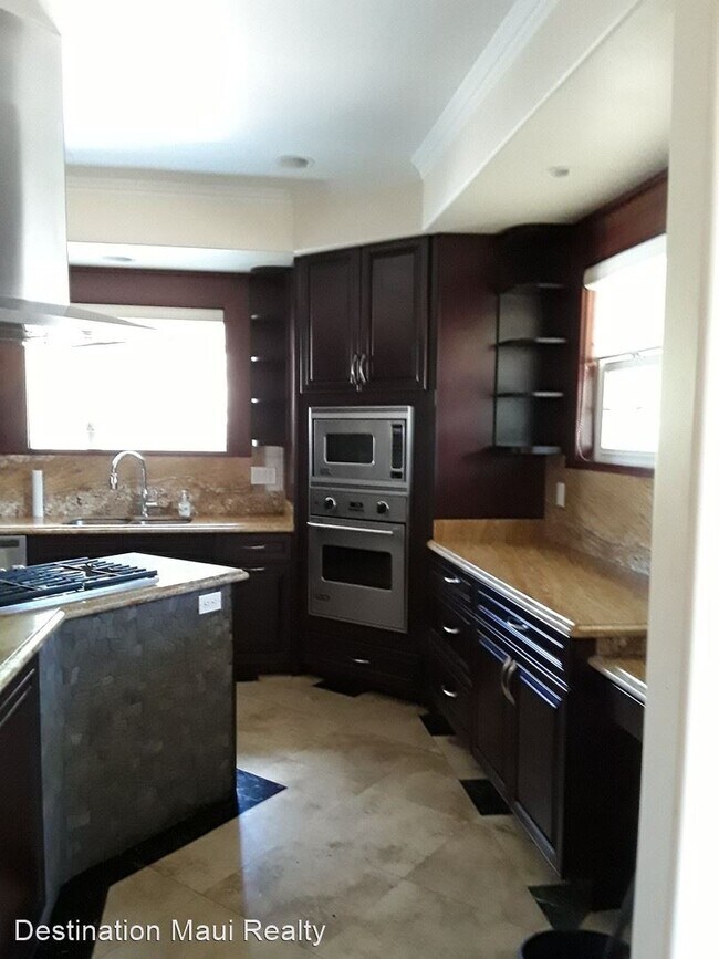 Foto del edificio - 4 br, 3.5 bath House - 188 Prison St.