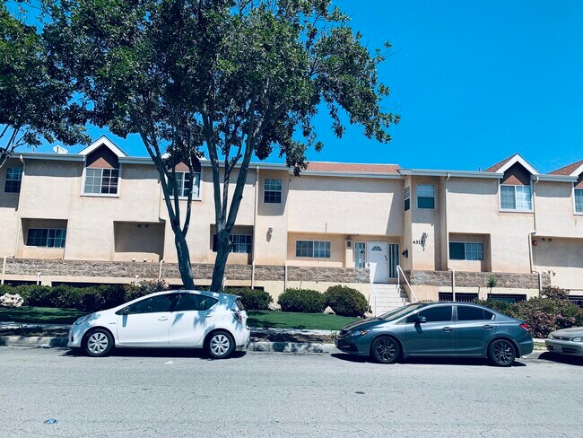 Foto del edificio - 4315 W 145th St