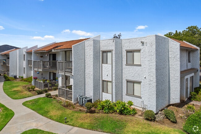 Building Photo - RB Racquet Club Apartments