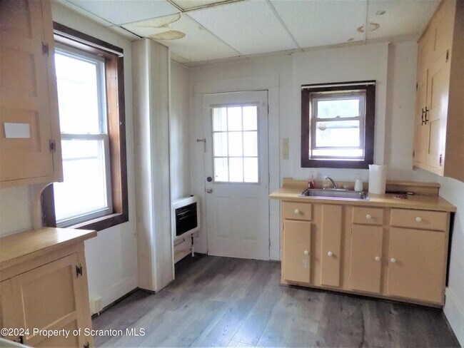 Building Photo - 511-513 Washington Avenue Unit 1