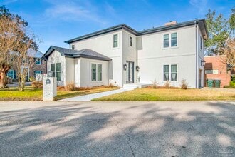 Building Photo - 3347 Chantarene Dr