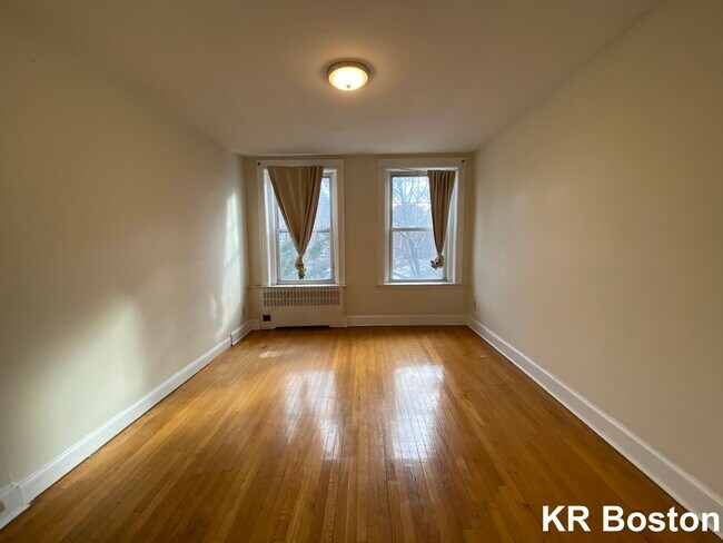 Foto del edificio - 1187 Beacon St