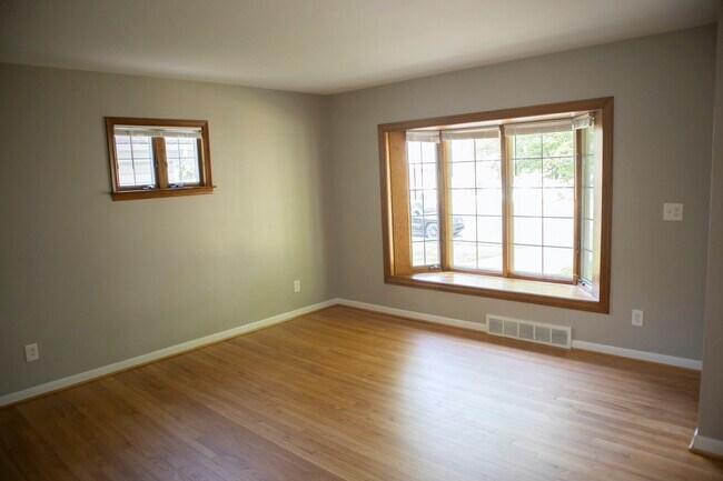 Foto del edificio - 4501 Woodland Avenue
